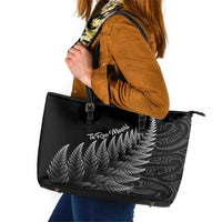 New Zealand Te Reo Mori Leather Tote Bag Simple Black Fern LT9 Black - Polynesian Pride