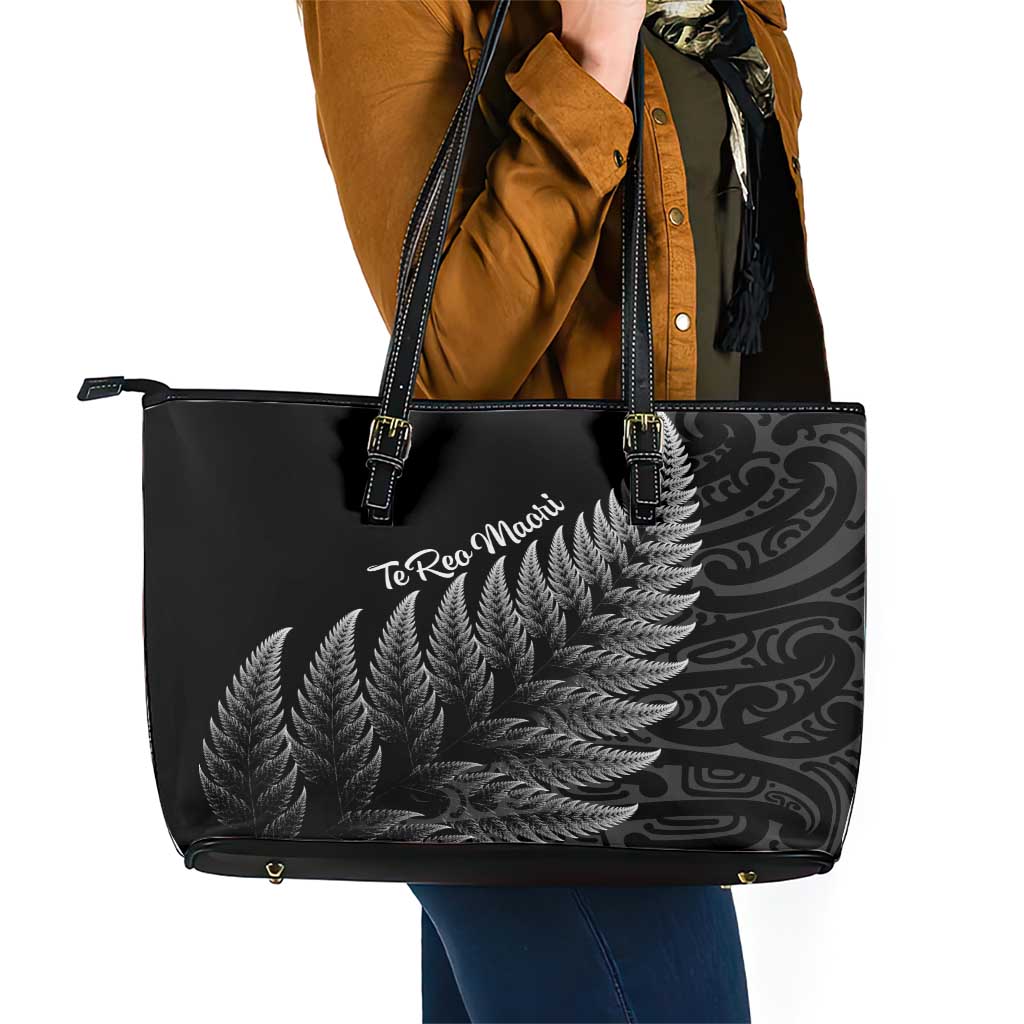New Zealand Te Reo Mori Leather Tote Bag Simple Black Fern LT9 - Polynesian Pride