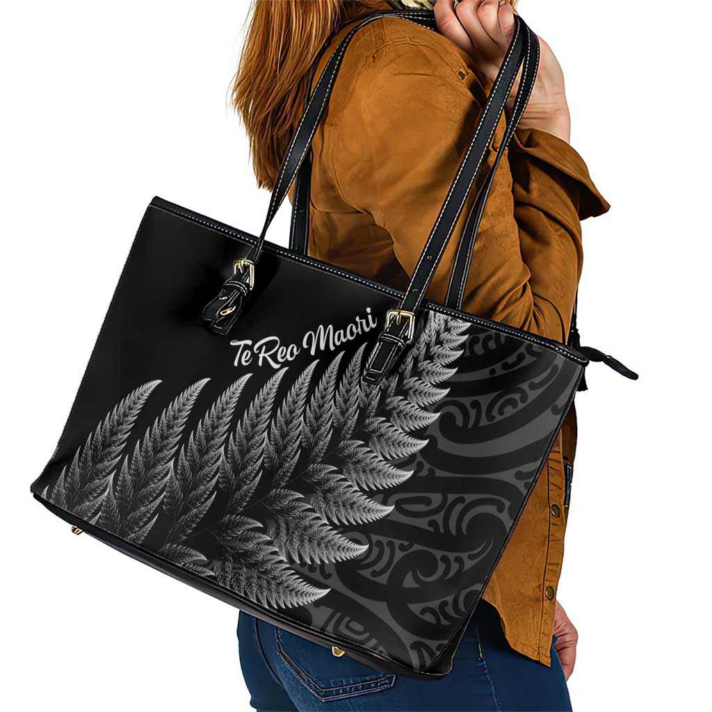 New Zealand Te Reo Mori Leather Tote Bag Simple Black Fern LT9 - Polynesian Pride