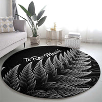 New Zealand Te Reo Mori Round Carpet Simple Black Fern LT9 - Polynesian Pride