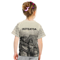 Whanau Maori Language Kid T Shirt Te Reo Maori Inspired Art