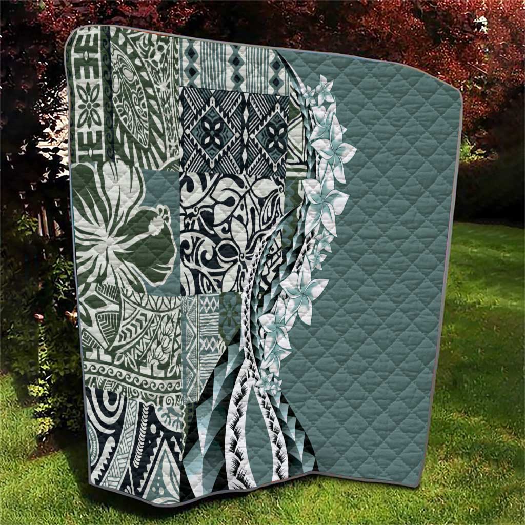 Aloha Vintage Plumeria Hawaiian Tapa Pattern Quilt Dark Turquoise Hawaiian Tapa Pattern - Polynesian Pride