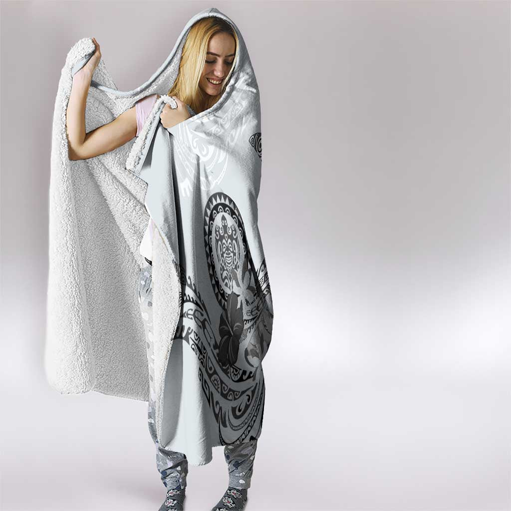 Polynesian Manta Ray Hooded Blanket Gray Floral Turtle Tattoo - Polynesian Pride