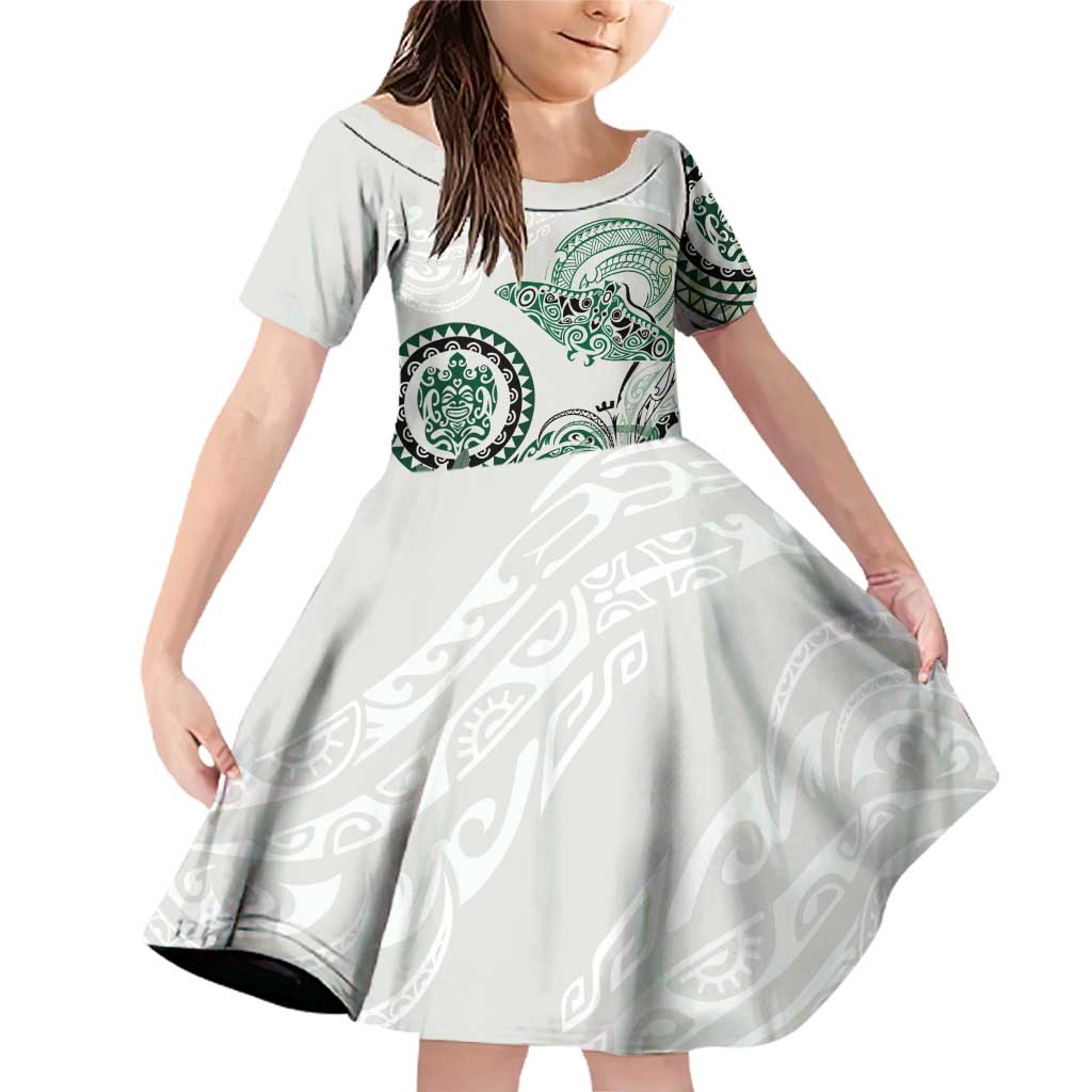 Polynesian Manta Ray Family Matching Off Shoulder Short Dress and Hawaiian Shirt Green Floral Turtle Tattoo LT9 Daughter's Dress Green - Polynesian Pride