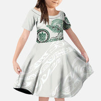 Polynesian Manta Ray Family Matching Short Sleeve Bodycon Dress and Hawaiian Shirt Green Floral Turtle Tattoo LT9 Daughter's Dress Green - Polynesian Pride