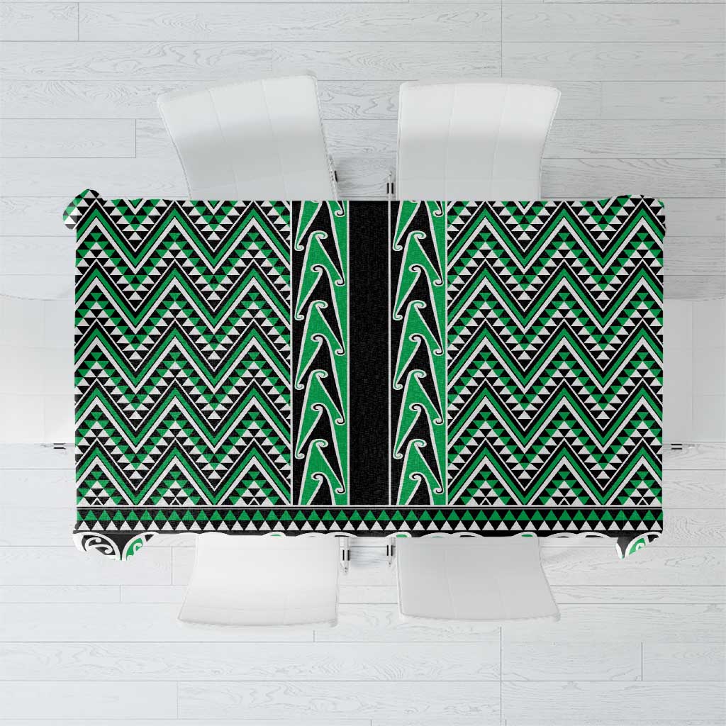 New Zealand Maori Niho Taniwha Tablecloth Kakariki Mangopare and Puhoro Pattern