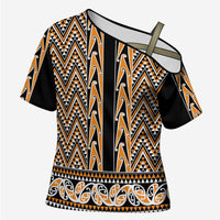 New Zealand Maori Niho Taniwha Cross Shoulder Shirt Karaka Mangopare and Puhoro Pattern - Polynesian Pride