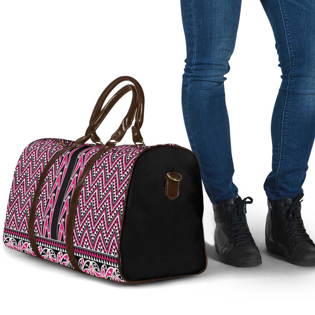 New Zealand Maori Niho Taniwha Travel Bag Mawhero Mangopare and Puhoro Pattern - Polynesian Pride