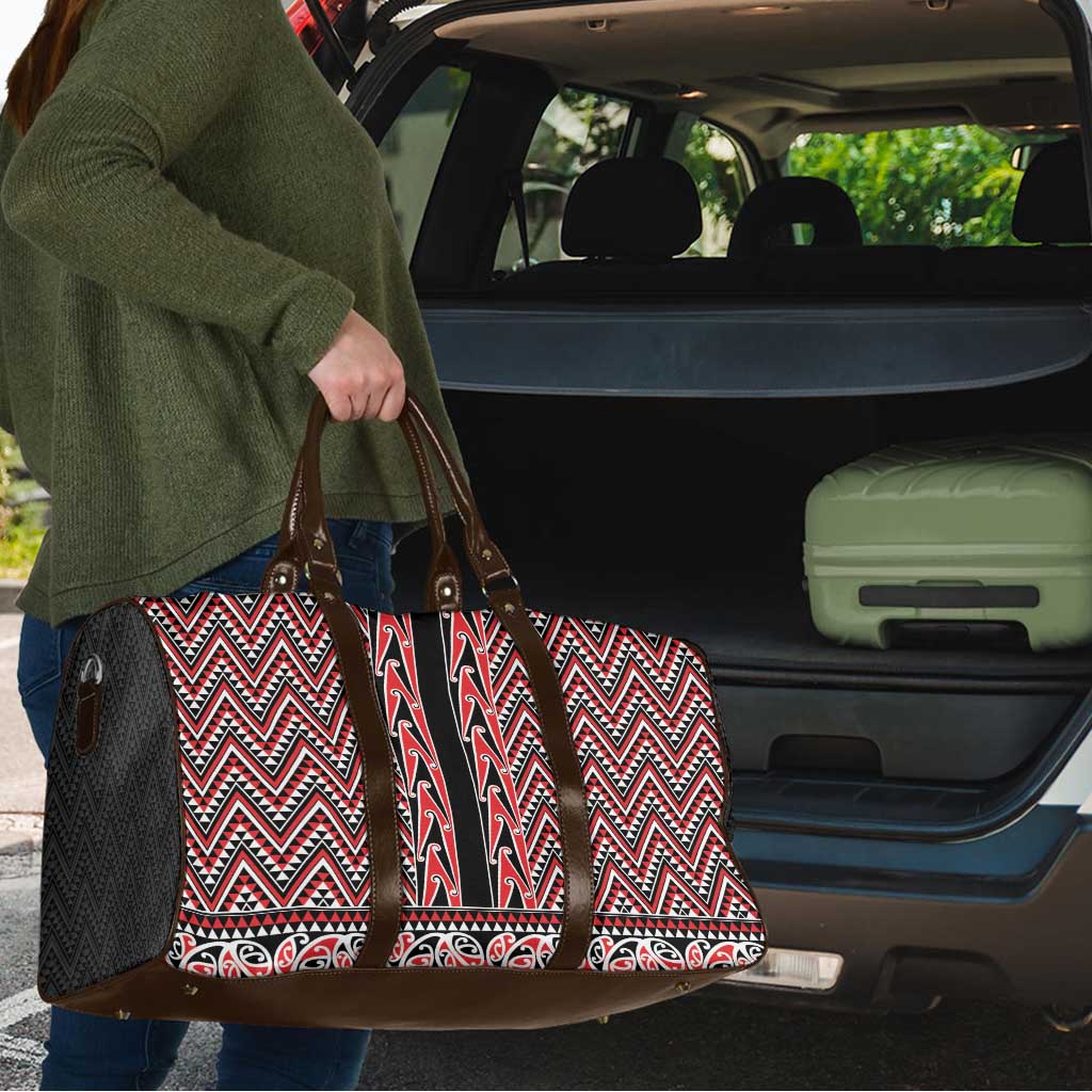 New Zealand Maori Niho Taniwha Travel Bag Whero Mangopare and Puhoro Pattern - Polynesian Pride