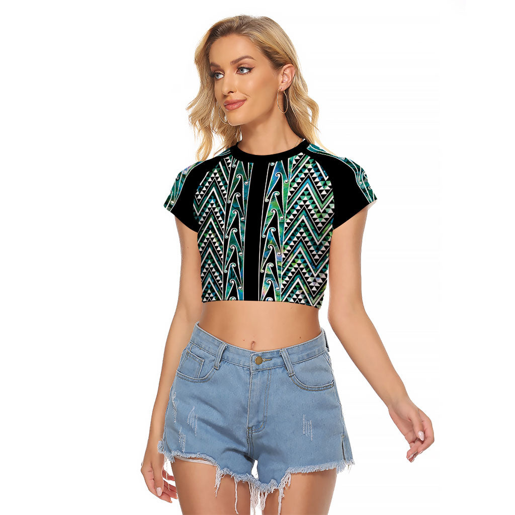 New Zealand Maori Niho Taniwha Raglan Cropped T Shirt Papua Shell - Mangopare Puhoro Pattern LT9 Female Green - Polynesian Pride