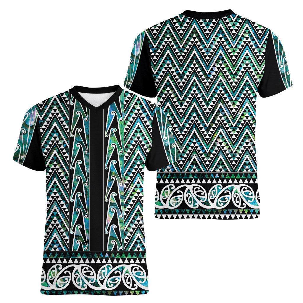 New Zealand Maori Niho Taniwha Women V-Neck T-Shirt Papua Shell - Mangopare Puhoro Pattern