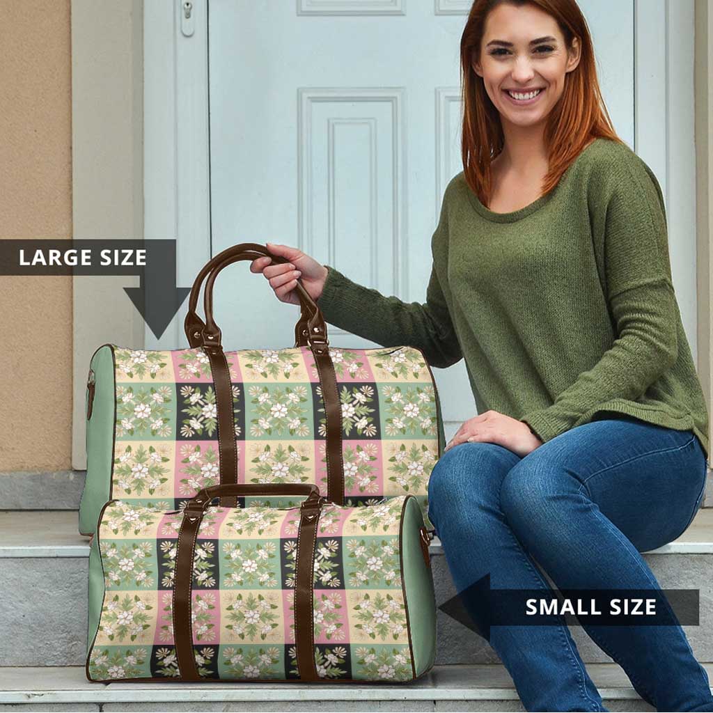 Seamless Pattern Maile and Pikake Lei Travel Bag Squares Maile Leaf - Polynesian Pride