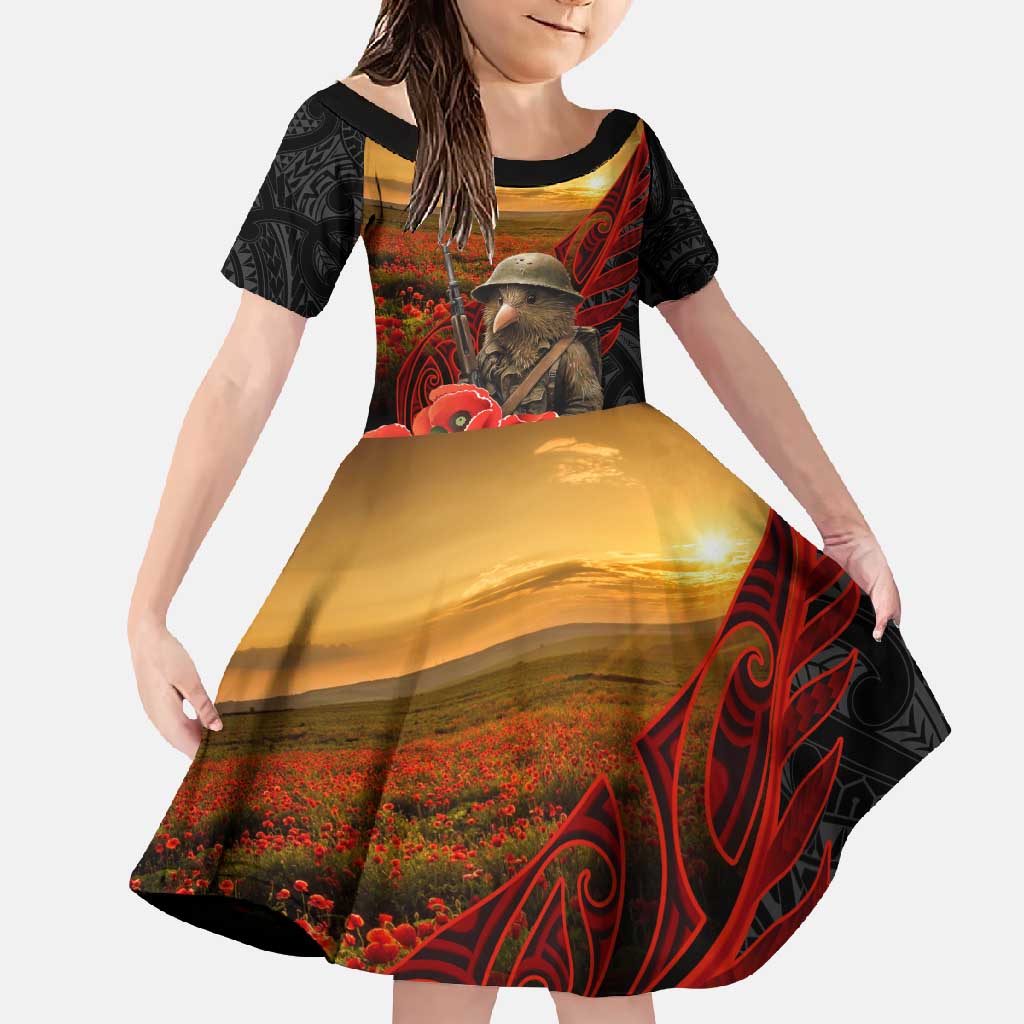 Maori Kiwi Soldier Fern Tattoo ANZAC Day Family Matching Off Shoulder Maxi Dress and Hawaiian Shirt Lest We Forget LT9 Daughter's Dress Black - Polynesian Pride