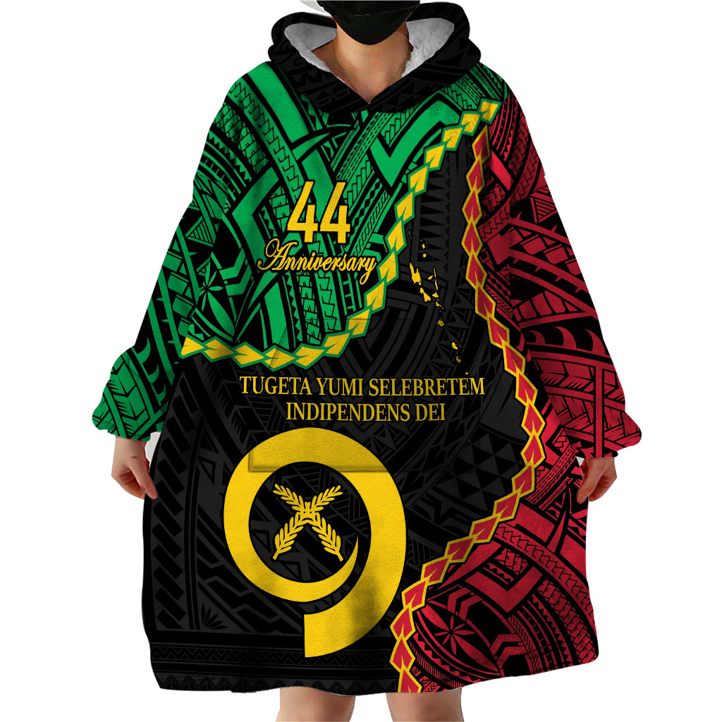 Personalised Vanuatu 44th Anniversary Wearable Blanket Hoodie Tugeta Yumi Selebretem Indipendens Dei LT9 - Polynesian Pride