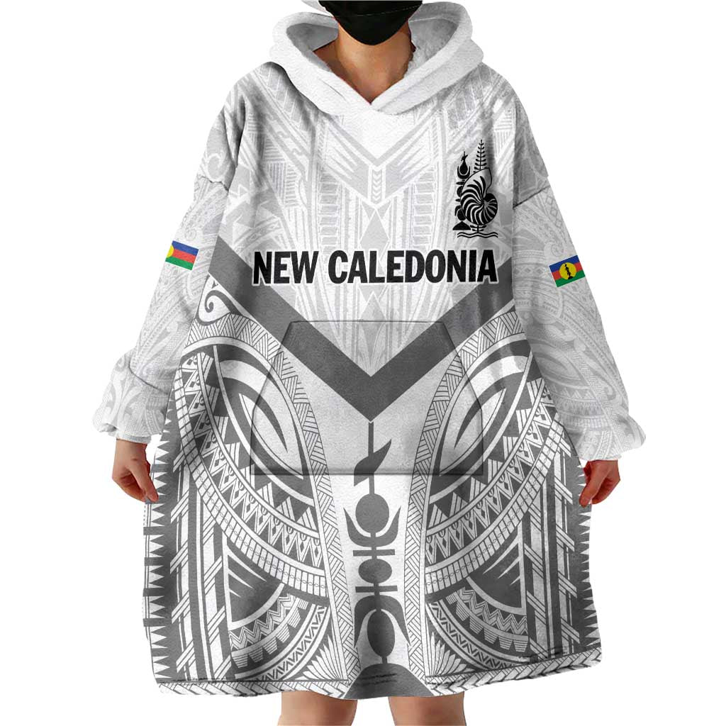 New Caledonia Football Custom Wearable Blanket Hoodie Go Champions Les Cagous LT9 - Polynesian Pride