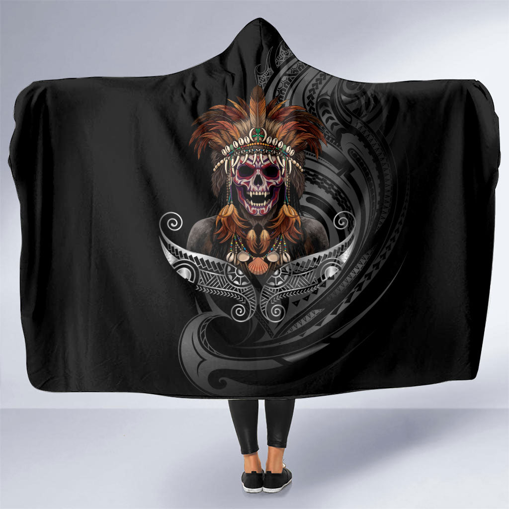 Mokomoko Tribe Eastern Highlands Province Hooded Blanket Papua New Guinea Indigenous Pattern LT9 One Size Black - Polynesian Pride