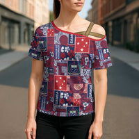 Red Samoa Manuia Le Kerisimasi Cross Shoulder Shirt Pacific Patchwork Xmas Vibes - Polynesian Pride