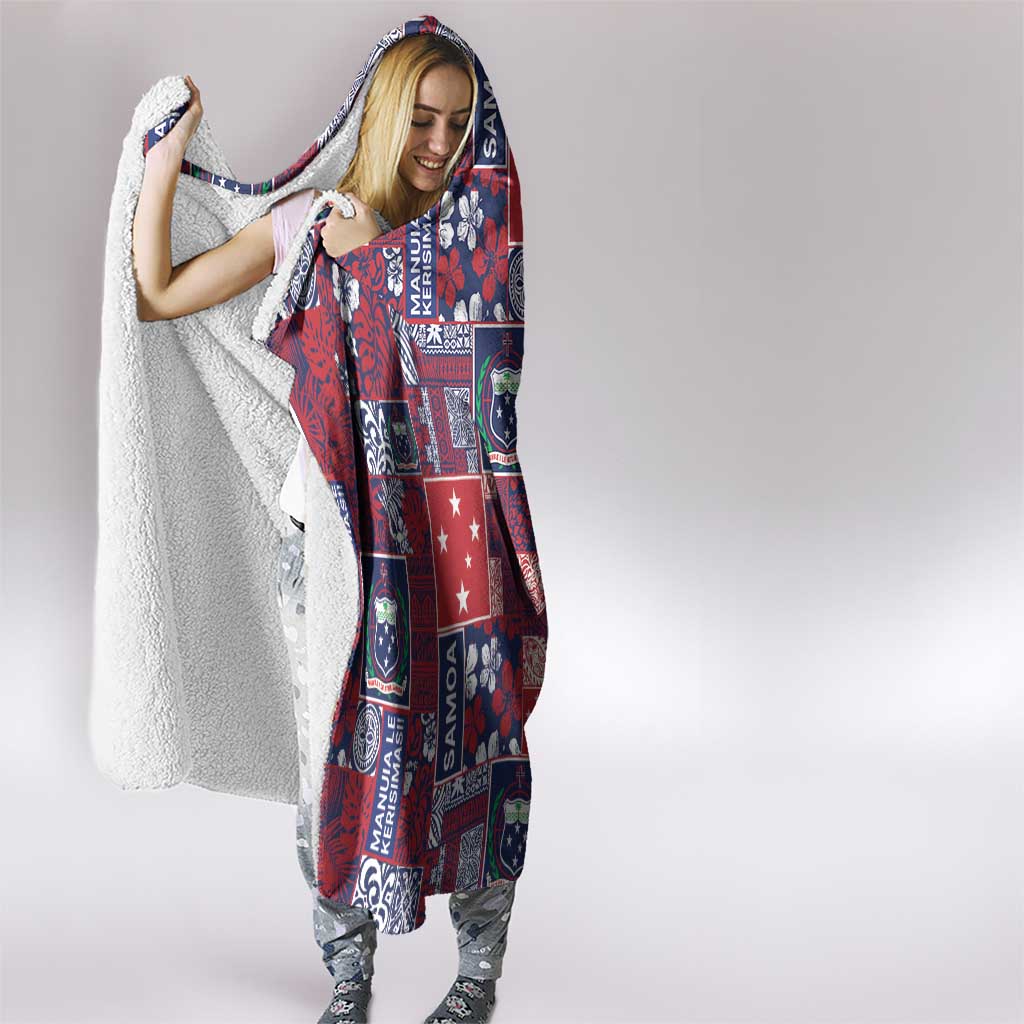 Red Samoa Manuia Le Kerisimasi Hooded Blanket Pacific Patchwork Xmas Vibes - Polynesian Pride