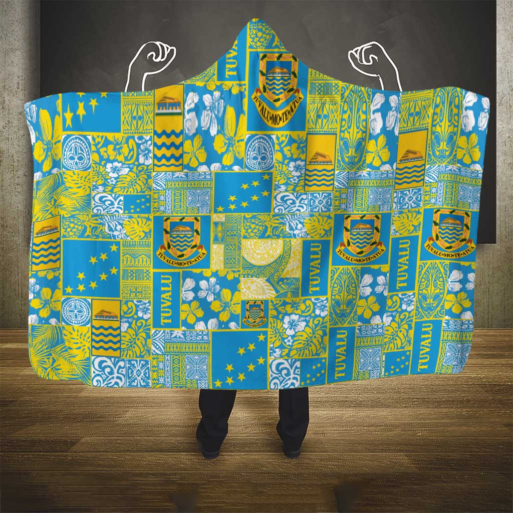 Tuvalu Manuia te Kilisimasi Hooded Blanket Pacific Patchwork Xmas Vibes LT9 - Polynesian Pride