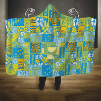 Tuvalu Manuia te Kilisimasi Hooded Blanket Pacific Patchwork Xmas Vibes LT9 - Polynesian Pride