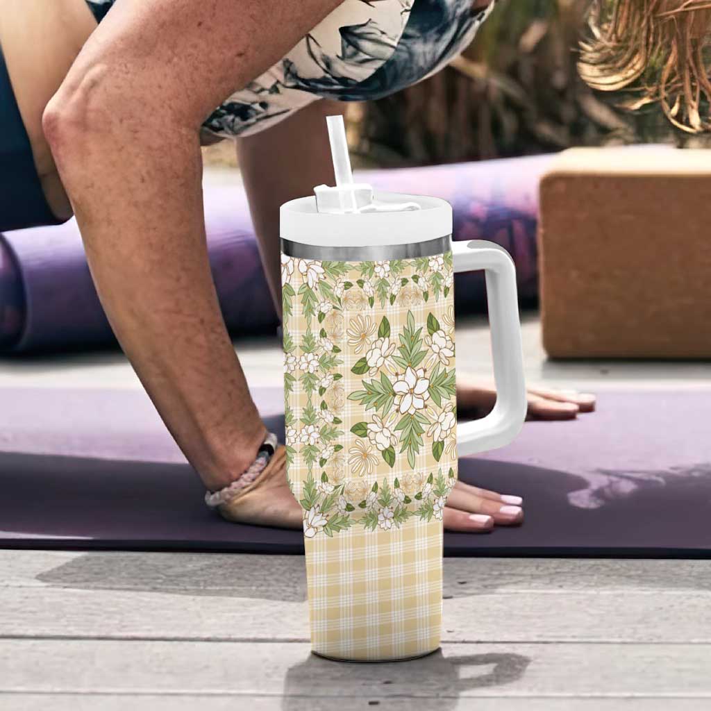 Squares Maile Leaf Tumbler With Handle Beige Palaka Hawaiian Quilt Pattern - Polynesian Pride