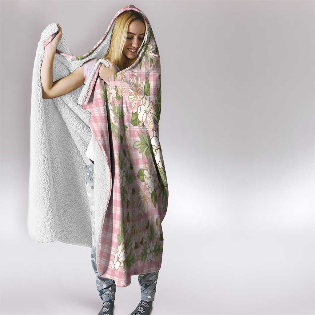 Squares Maile Leaf Hooded Blanket Pink Palaka Hawaiian Quilt Pattern - Polynesian Pride