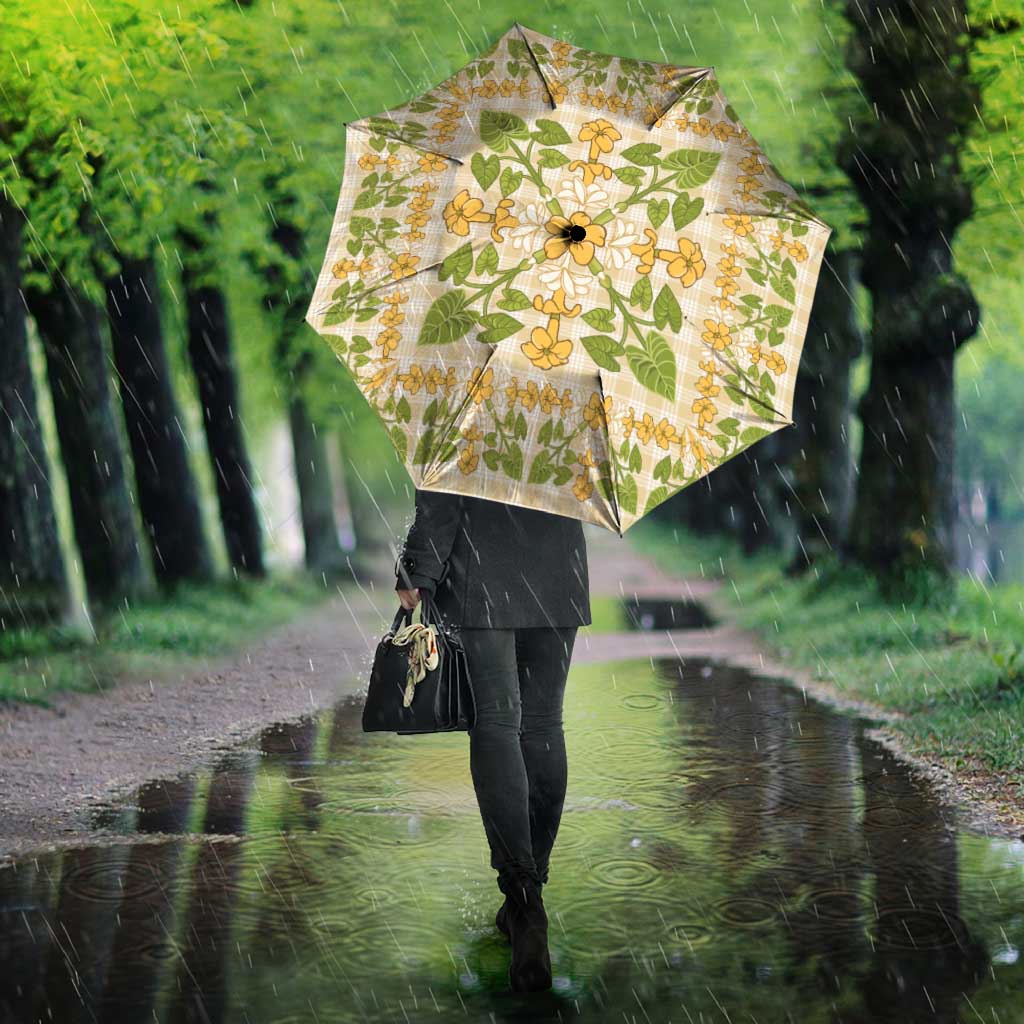 Squares Puakenikeni and Kalo Umbrella Beige Palaka Hawaiian Quilt Pattern - Polynesian Pride