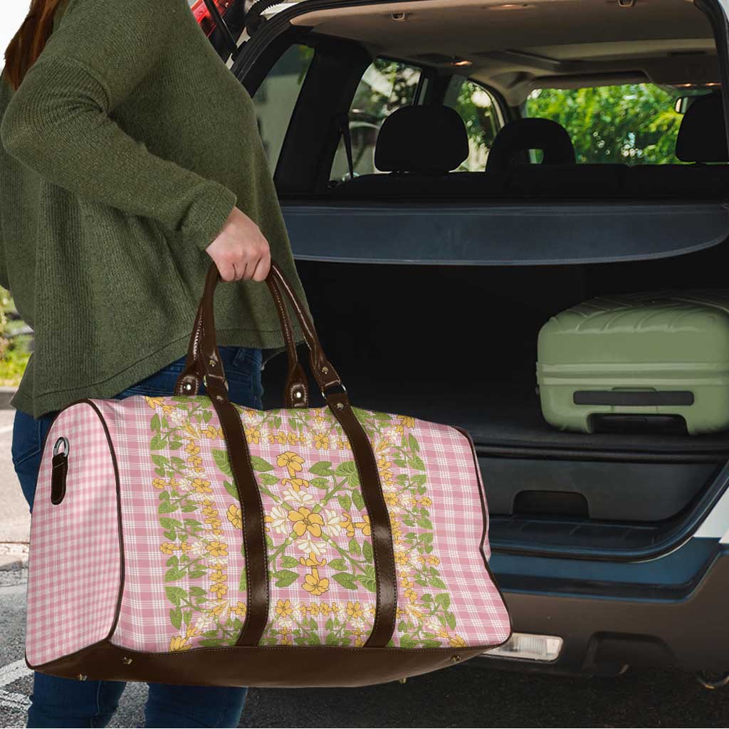 Squares Puakenikeni and Kalo Travel Bag Pink Palaka Hawaiian Quilt Pattern - Polynesian Pride