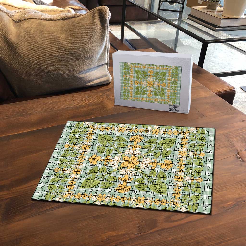 Squares Puakenikeni and Kalo Puzzle Turquoise Palaka Hawaiian Quilt Pattern - Polynesian Pride