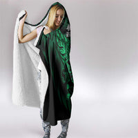 New Zealand Lawn Bowls Hooded Blanket Green Maori Warrior Tribal Silver Fern LT9 - Polynesian Pride