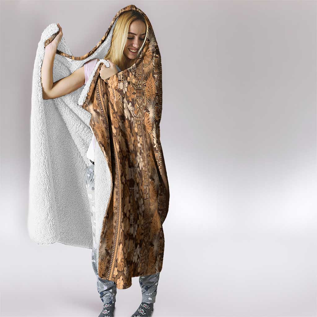 Hawaiian Tribal Elements Hibiscus Hooded Blanket Gold Pattern - Polynesian Pride