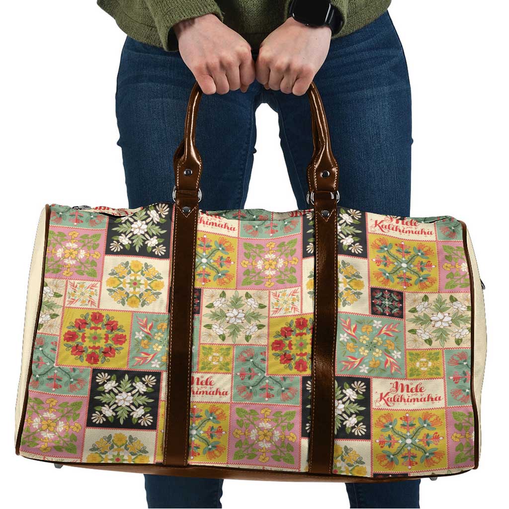 Mele Kalikimaka Hawaii Christmas Travel Bag Melemele Mama Seamless Floral Motif LT9 Beige - Polynesian Pride
