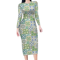 Mele Kalikimaka Hawaii Christmas Family Matching Long Sleeve Bodycon Dress and Hawaiian Shirt Omaomao Seamless Floral Motif LT9 Mom's Dress Green - Polynesian Pride