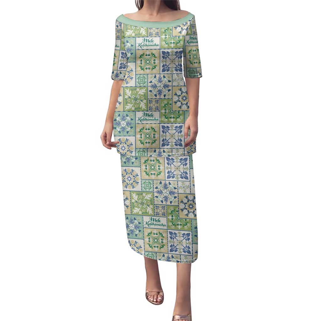 Mele Kalikimaka Hawaii Christmas Family Matching Puletasi and Hawaiian Shirt Omaomao Seamless Floral Motif LT9 Mom's Dress Green - Polynesian Pride