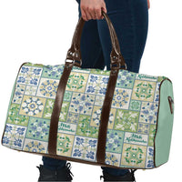 Mele Kalikimaka Hawaii Christmas Travel Bag Omaomao Seamless Floral Motif LT9 - Polynesian Pride