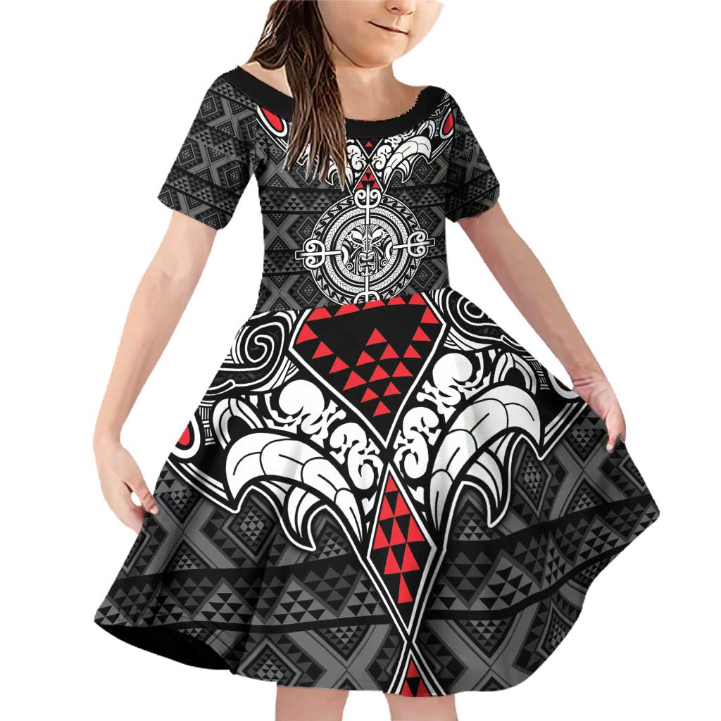 Black Aotearoa Tanilo Motif Family Matching Off Shoulder Short Dress and Hawaiian Shirt Vintage Maori New Zealand Tribal Art Pattern LT9 Daughter's Dress Black - Polynesian Pride