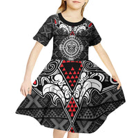 Black Aotearoa Tanilo Motif Kid Short Sleeve Dress Vintage Maori New Zealand Tribal Art Pattern LT9 - Polynesian Pride