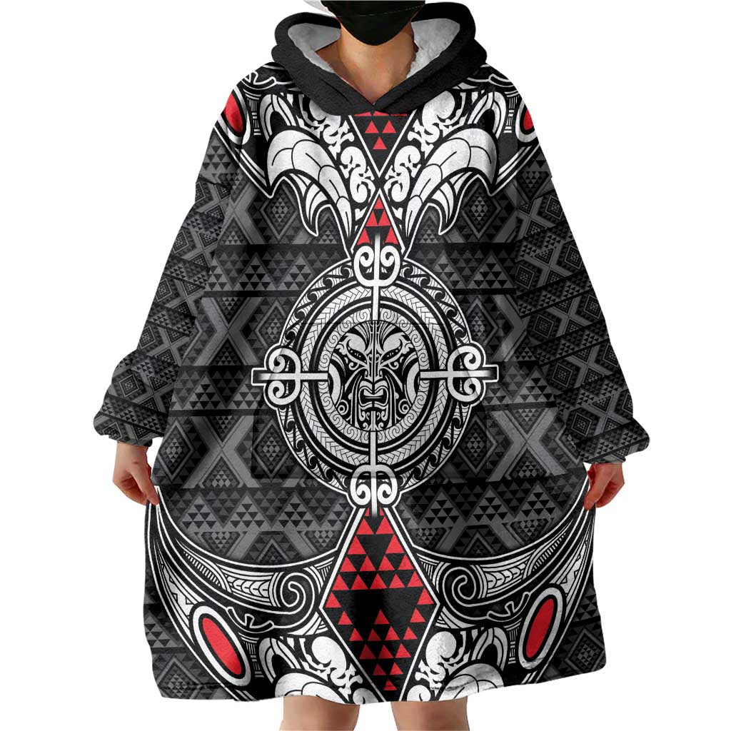 Black Aotearoa Tanilo Motif Wearable Blanket Hoodie Vintage Maori New Zealand Tribal Art Pattern LT9 - Polynesian Pride