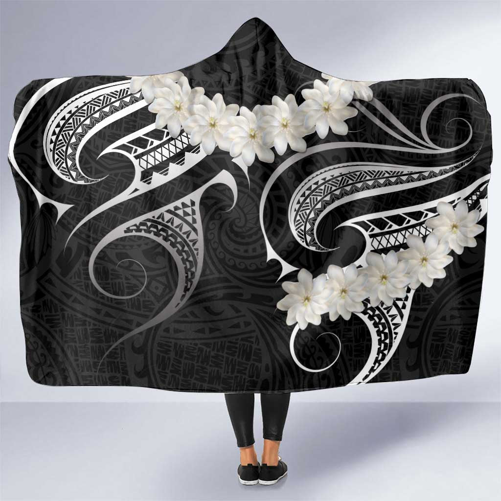 White Sunday Tokelau Gardenia Thunbergia Hooded Blanket Fakamalo Atu Kia Te Koutou Uma LT9 One Size Black - Polynesian Pride