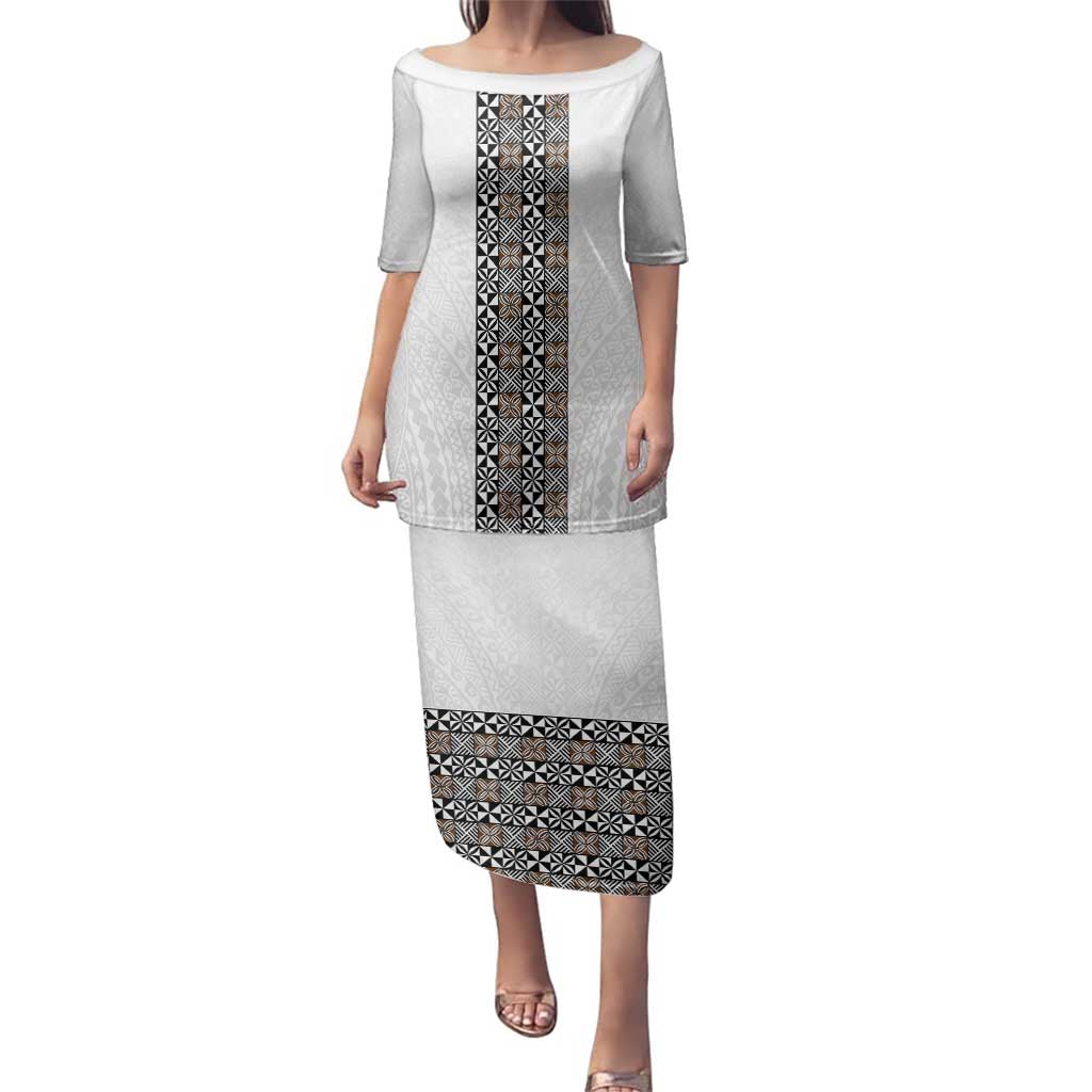 Light Gray Tongan Polynesian Tribal Family Matching Puletasi and Hawaiian Shirt LT9 Mom's Dress White - Polynesian Pride