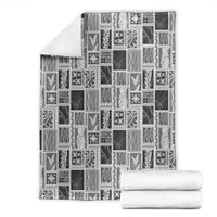 Vintage Aloha Block Quilt Blanket Black Inspired Lei Motifs LT9 - Polynesian Pride