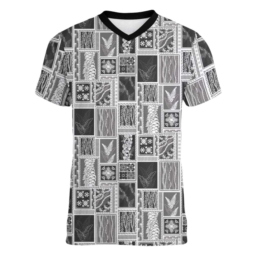 Vintage Aloha Block Quilt Women V-Neck T-Shirt Black Inspired Lei Motifs LT9 Female Black - Polynesian Pride