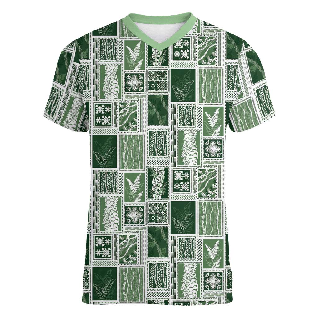 Vintage Aloha Block Quilt Women V-Neck T-Shirt Green Inspired Lei Motifs LT9 Female Green - Polynesian Pride