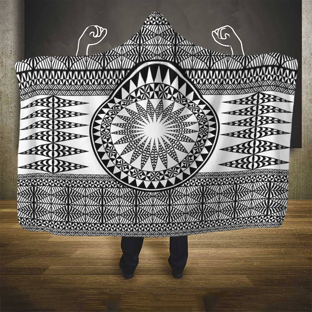 All White Tonga Malo e lelei Hooded Blanket Vintage Ngatu Tribal Pattern - Polynesian Pride