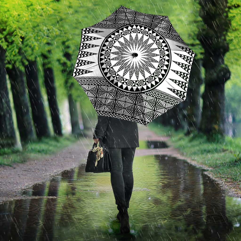 All White Tonga Malo e lelei Umbrella Vintage Ngatu Tribal Pattern - Polynesian Pride