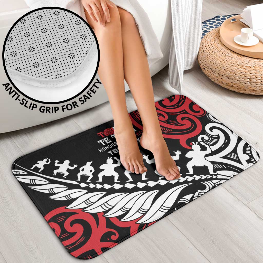 Honour The Treaty New Zealand Personalised Bathroom Set Toitu Te Tiriti Half Fern Haka Dance LT9 - Polynesian Pride
