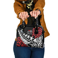 Honour The Treaty New Zealand Personalised Shoulder Handbag Toitu Te Tiriti Half Fern with Haka dance LT9 One Size Black - Polynesian Pride