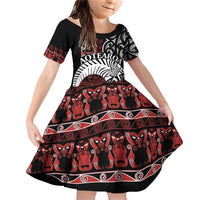 Honour The Treaty New Zealand Personalised Family Matching Off Shoulder Short Dress and Hawaiian Shirt Toitu Te Tiriti Indigenous Maori Face LT9 Daughter's Dress Black - Polynesian Pride