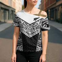 New Zealand Black Fern Custom Cross Shoulder Shirt Maori Tukutuku Black-white Motif LT9 - Polynesian Pride