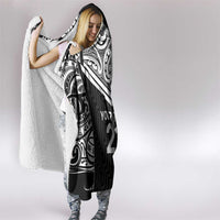 New Zealand Black Fern Custom Hooded Blanket Maori Tukutuku Black-white Motif LT9 - Polynesian Pride